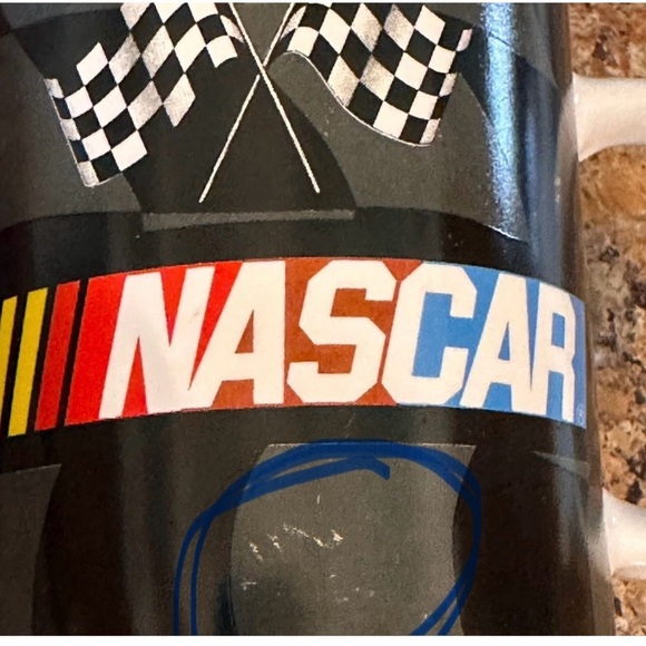 NASCAR Coffee Mug Black And White Checkered Flag 2004 One Small Scratch - Picture 7 of 9